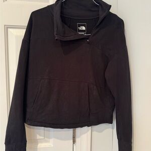 The North Face Women's Black sweatshirt